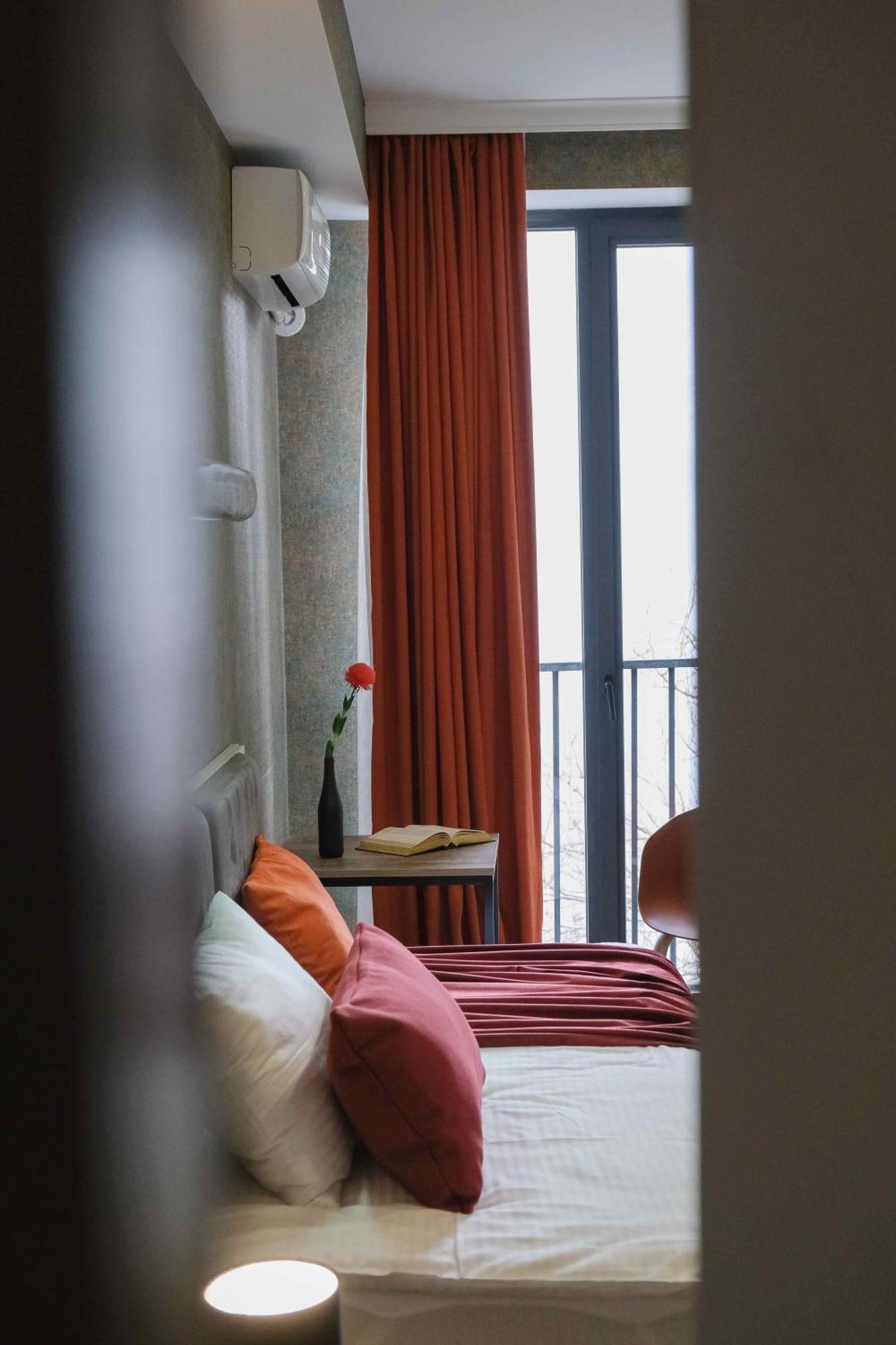 Round Garden Hotel Tiflis Dış mekan fotoğraf